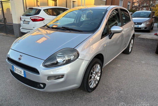 Fiat Punto Evo 1.4 Natural Power (Benzina/Metano) – 2013 Impianto Metano di Casa Madre