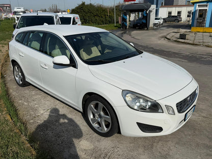 Volvo V60 2.0 Diesel 163 CV Summum – 2011