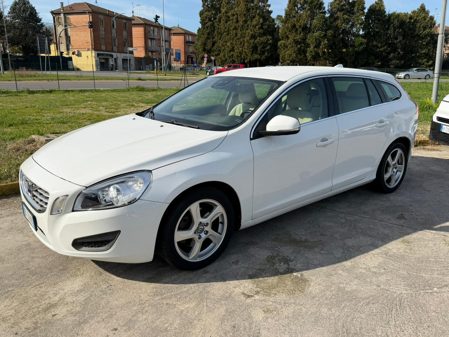 Volvo V60 2.0 Diesel 163 CV Summum – 2011